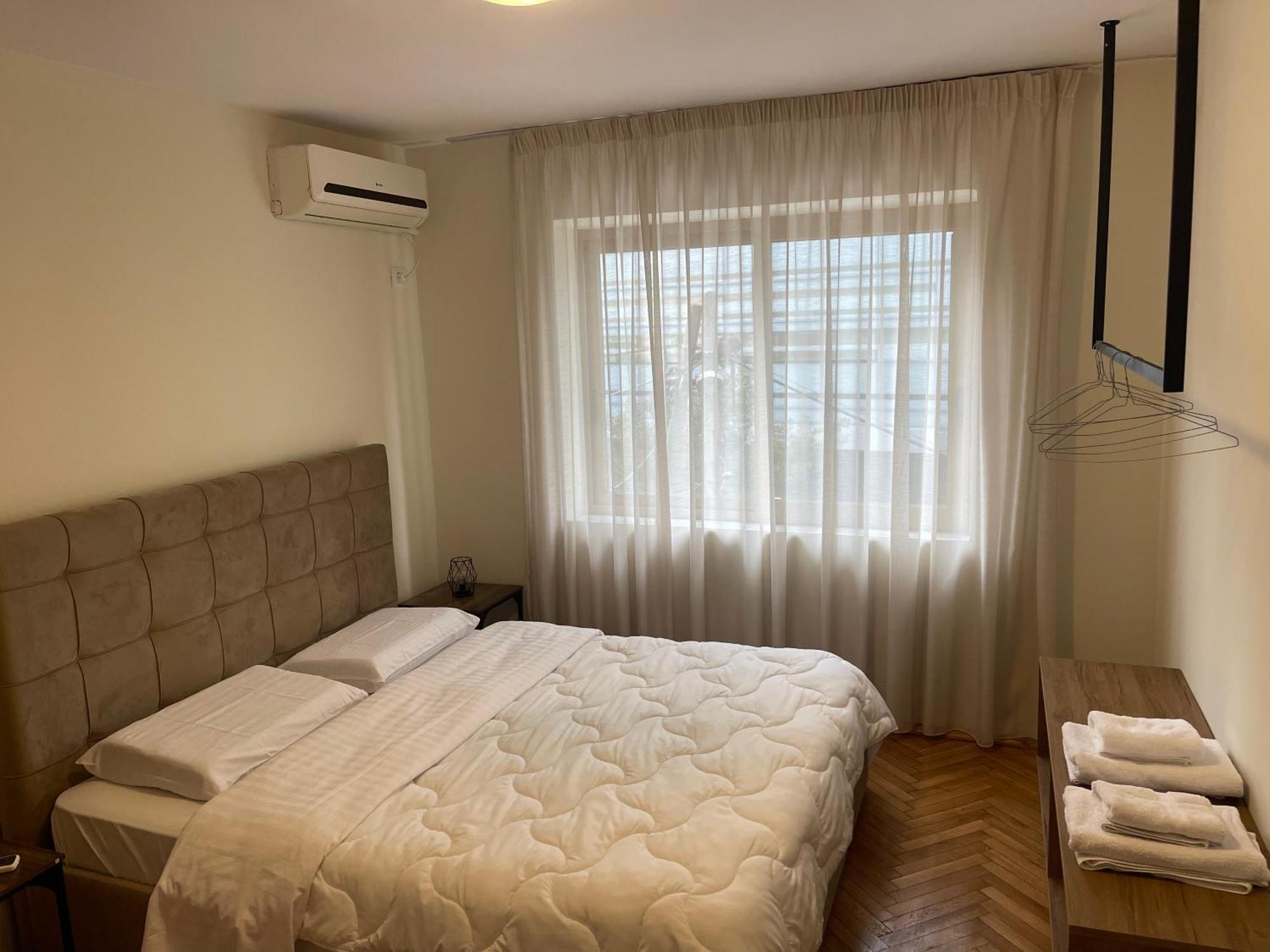 Cozy Apartment, In The Center Of Tiranë Ngoại thất bức ảnh